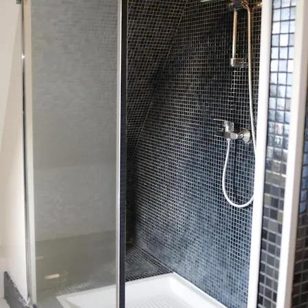 بيت للعطل La Maringotte